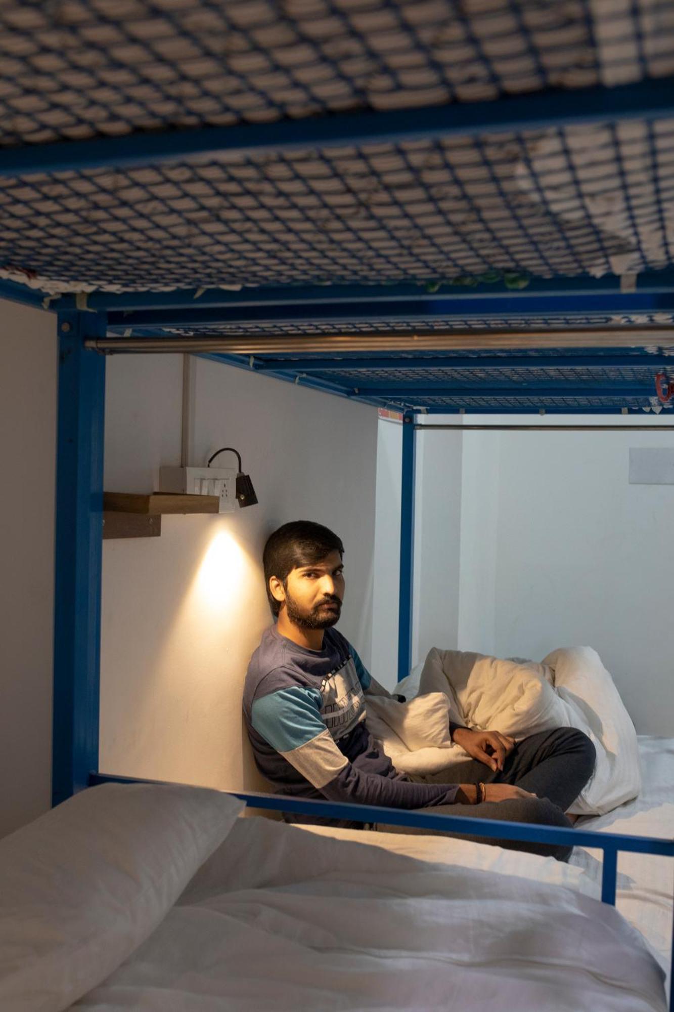 Live Free Hostel Варанаси Номер фото